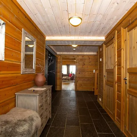 Villa Sirdal Mountain Lodge, In-out