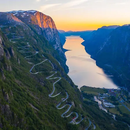 Villa Sirdal Mountain Lodge, In-out Sinnes